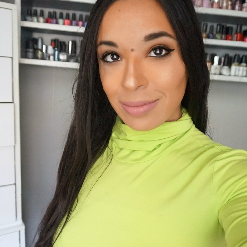 Meet your Posher, Jasmine